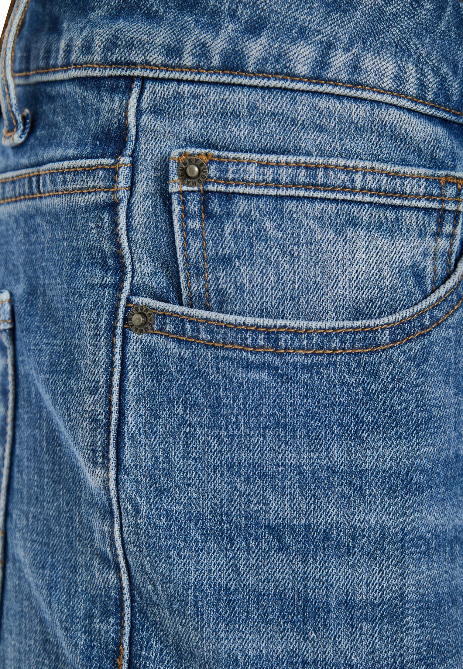 Ανδρικό slim tapered τζην με washed effects