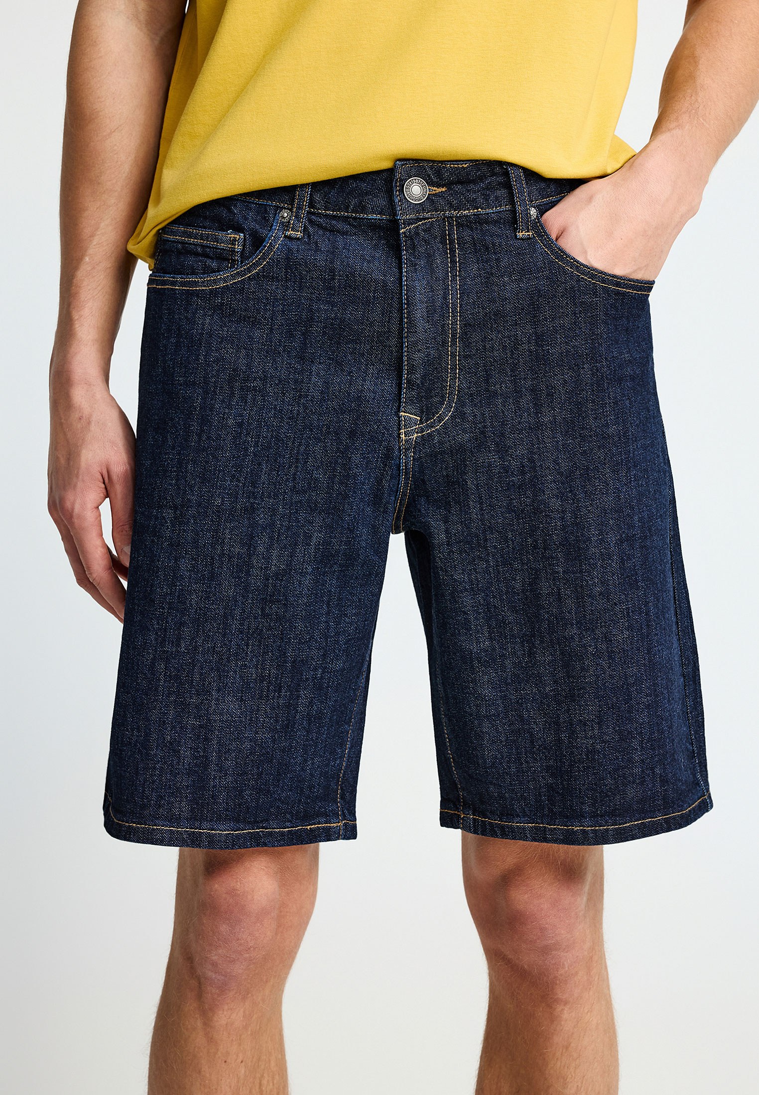 Ανδρική slim tapered βερμούδα τζην -The essentials