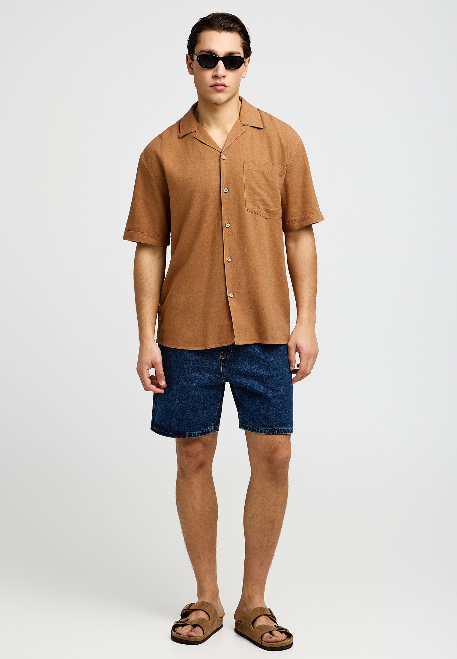 Ανδρική baggy βερμούδα τζην με washed effects