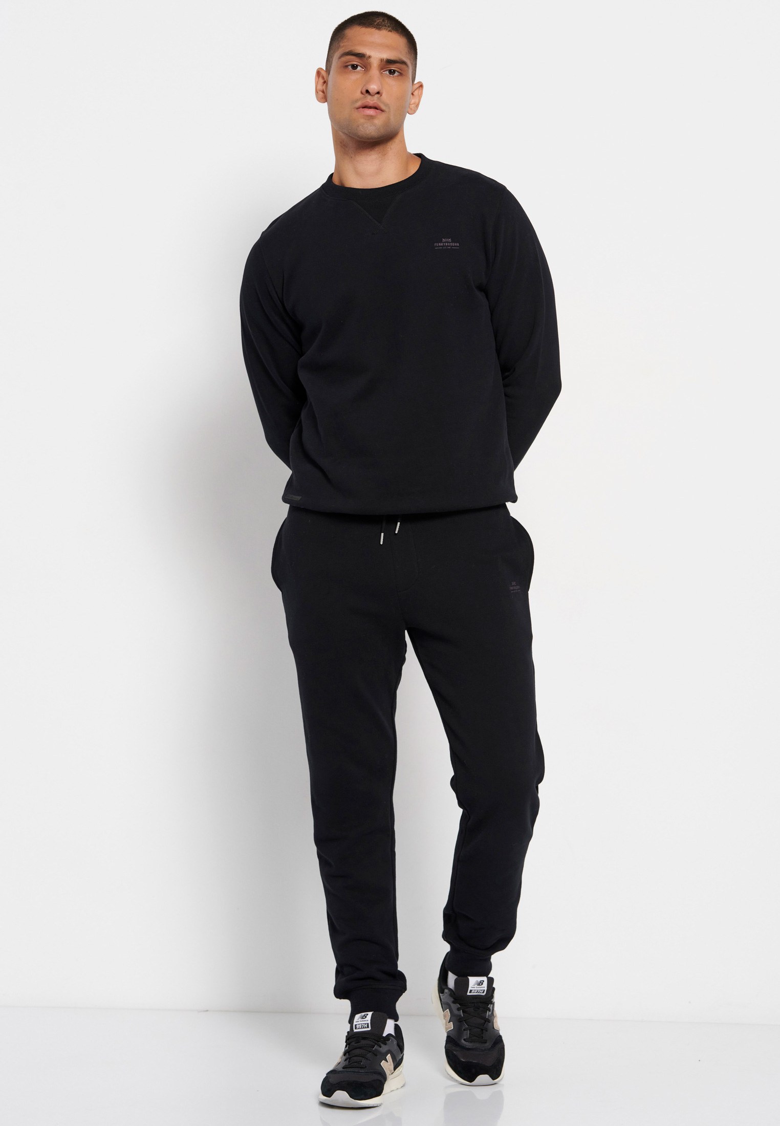 Men's Hoodies & Sweatshirts Funky Buddha Black