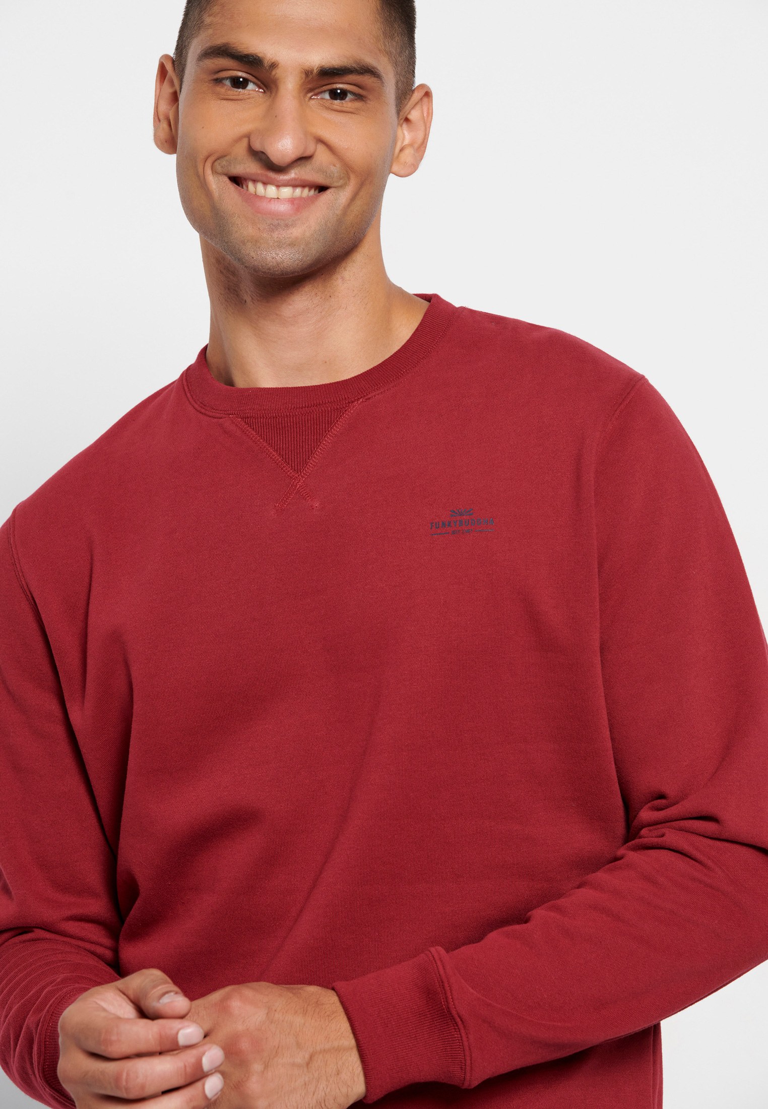 Essential φούτερ με τυπωμένο logo