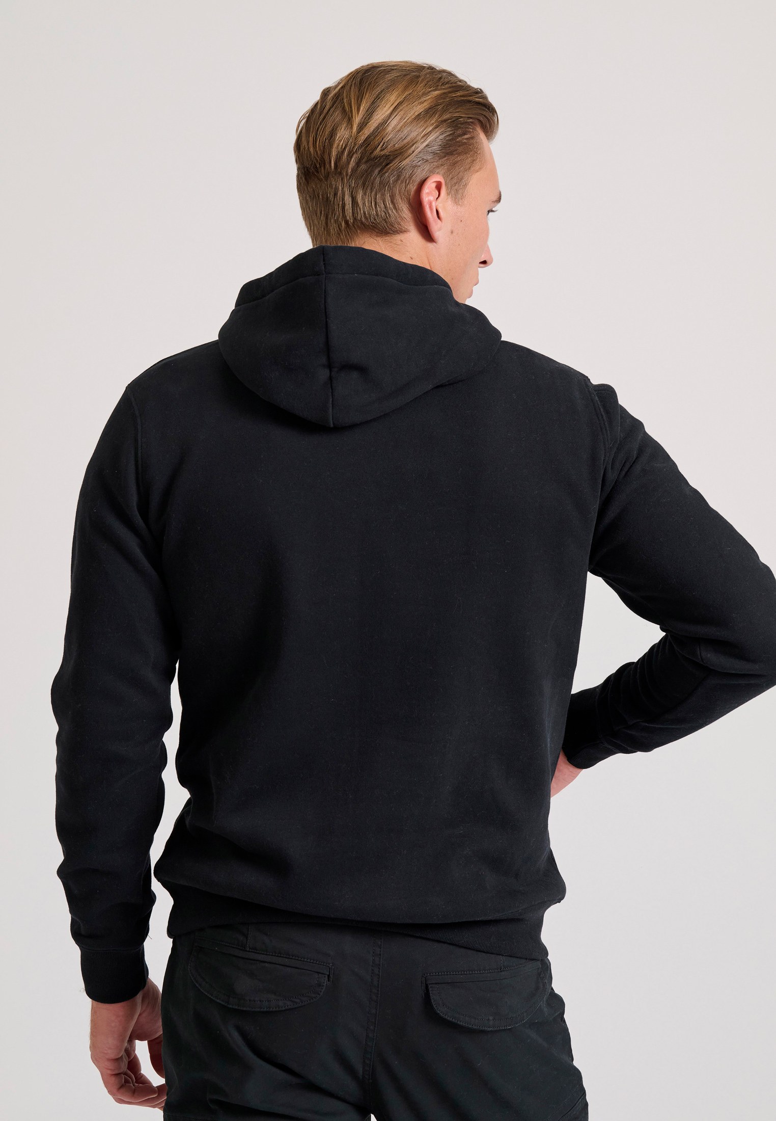 Men's Hoodies & Sweatshirts Funky Buddha Black