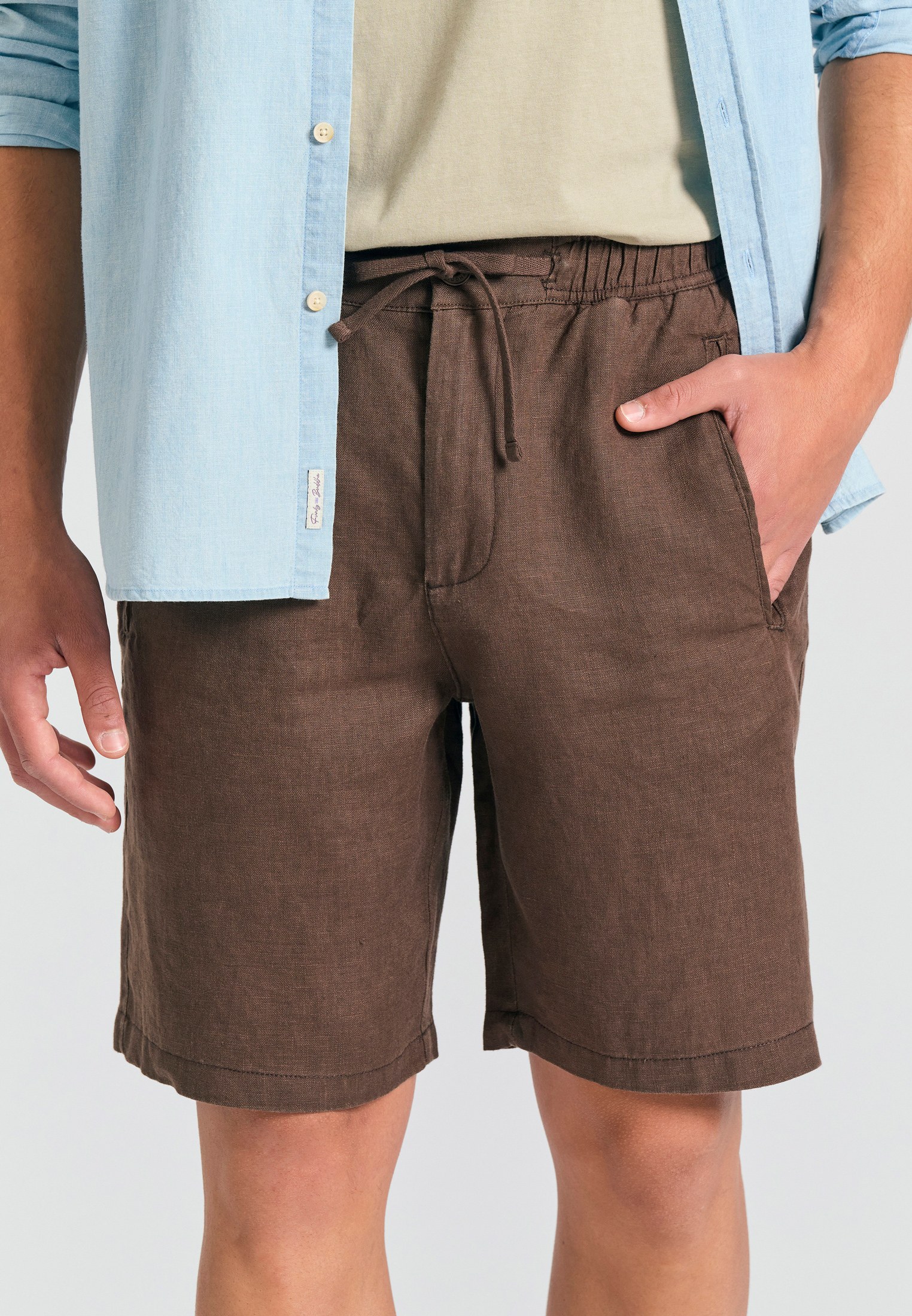 Comfort fit garment dyed βερμούδα από λινό