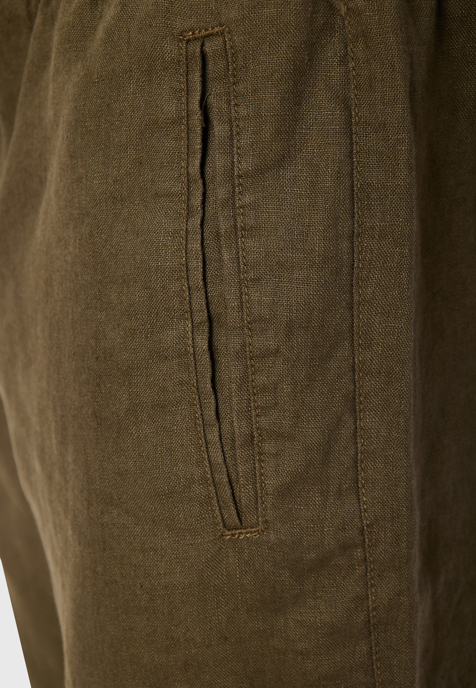 Comfort fit garment dyed βερμούδα από λινό φωτογραφία