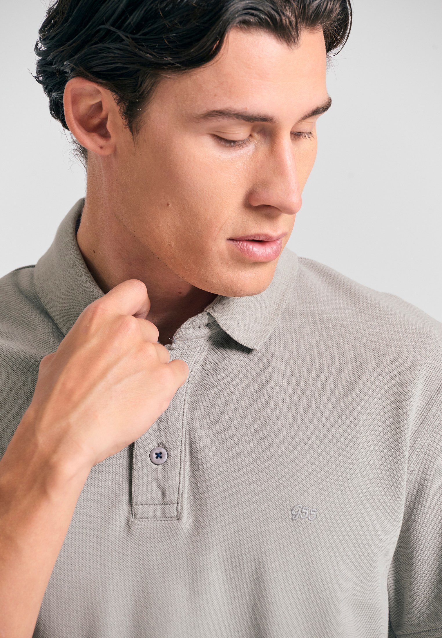 Essential polo μπλούζα με κέντημα Garage 55.