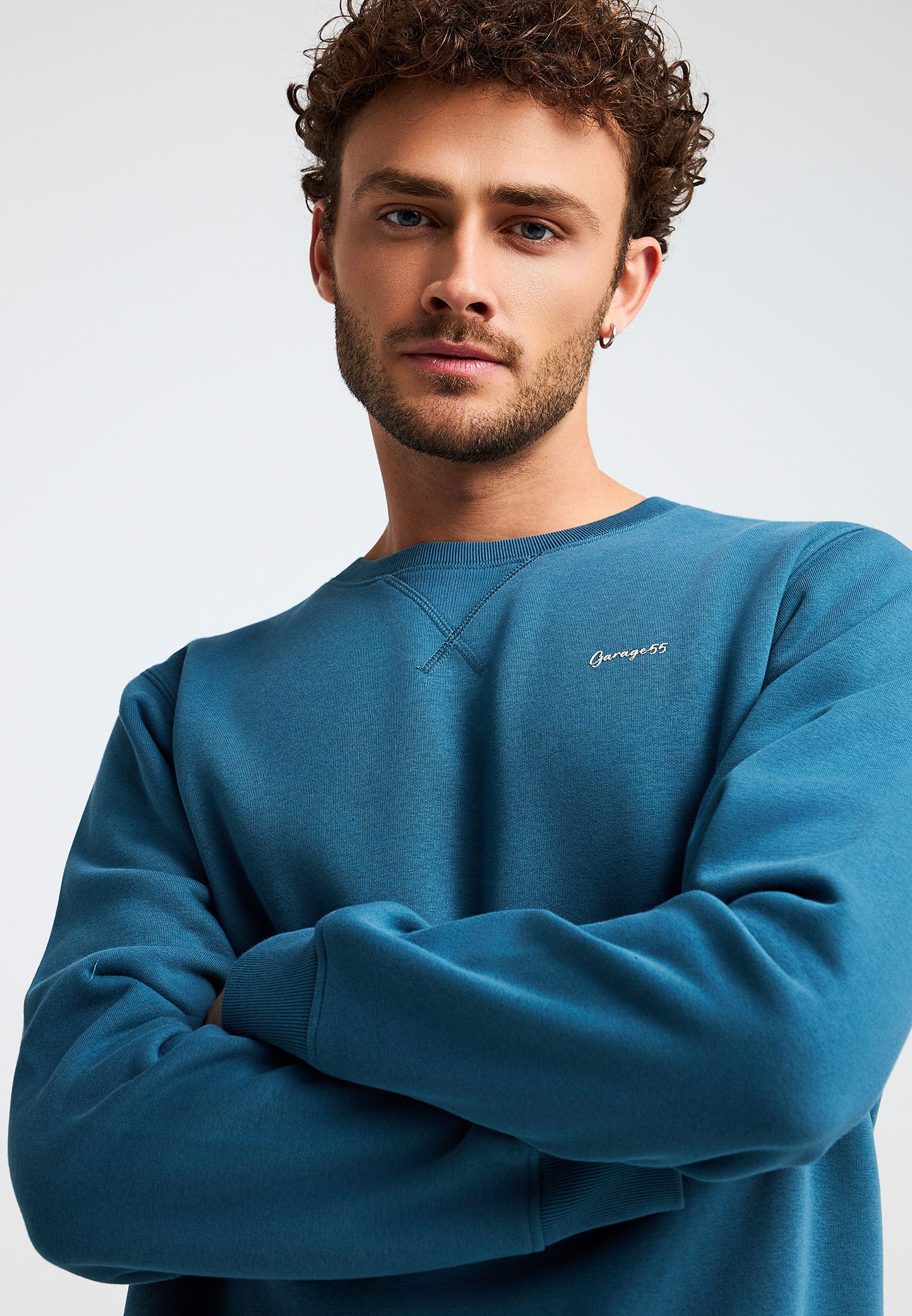 Φούτερ λαιμόκοψη με τύπωμα Garage 55 φωτογραφία