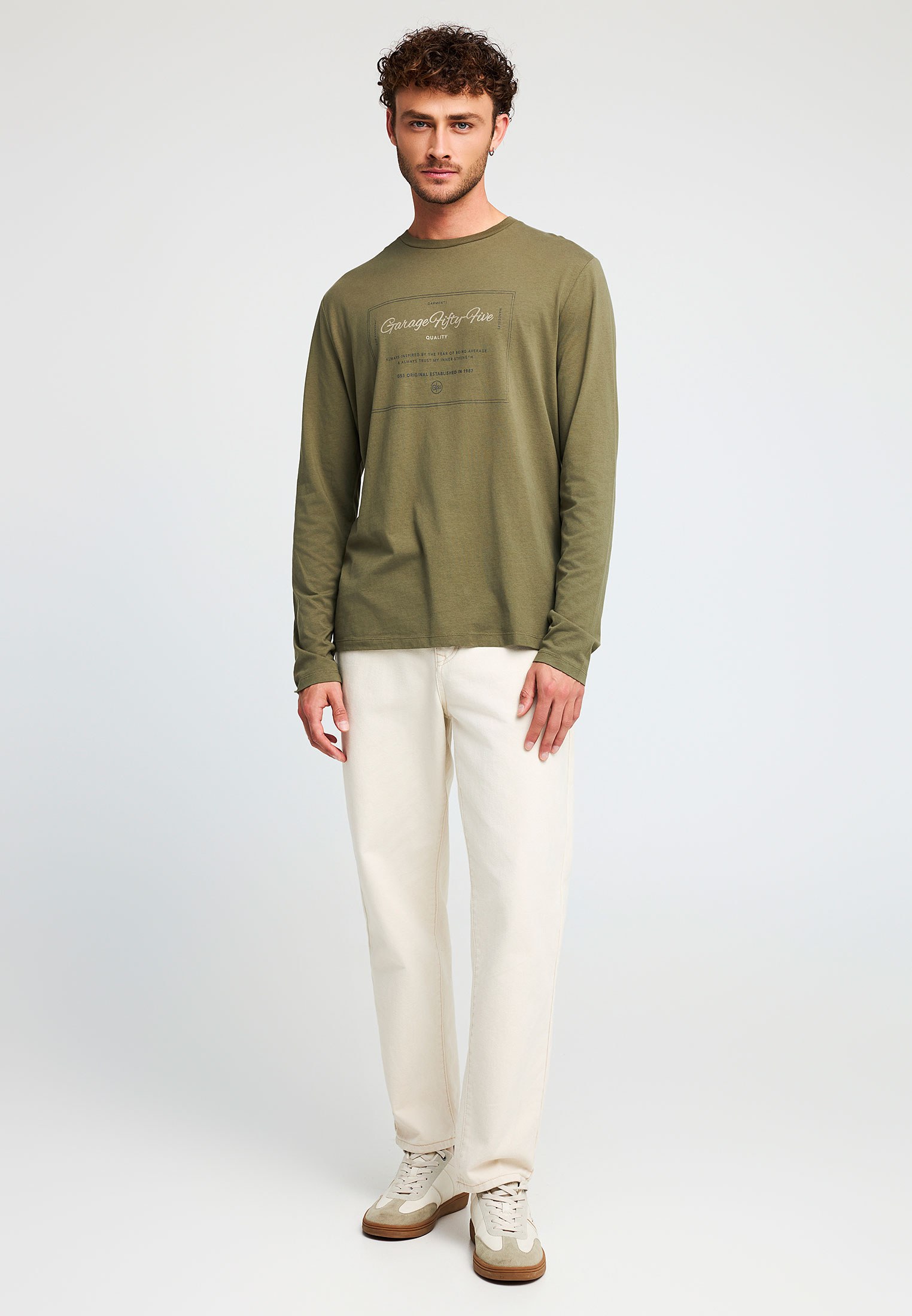 Μακρυμάνικη μπλούζα με τύπωμα στο στήθος Garage 55 φωτογραφία