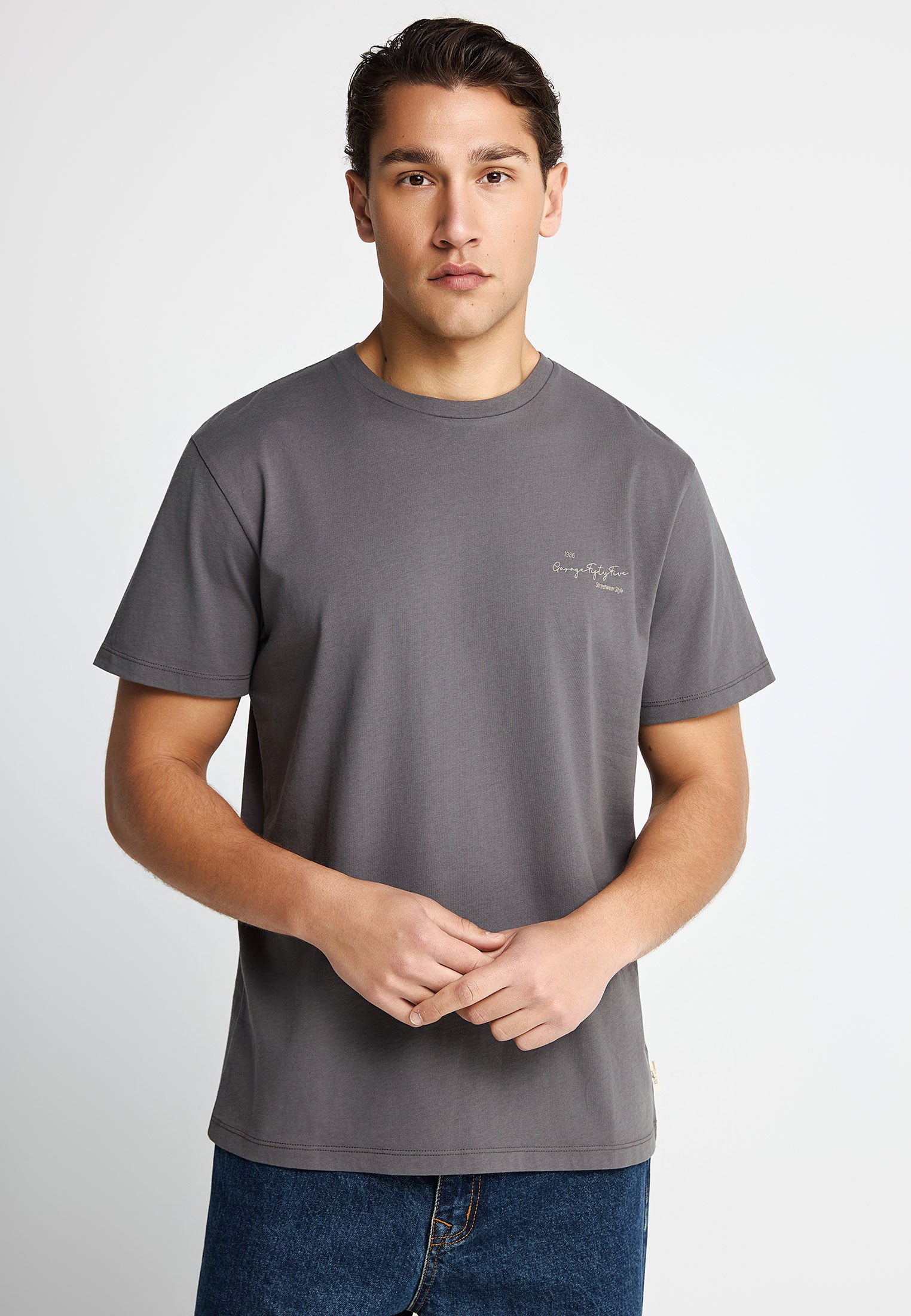 Ανδρικό t-shirt Garage 55 με τύπωμα στην πλάτη