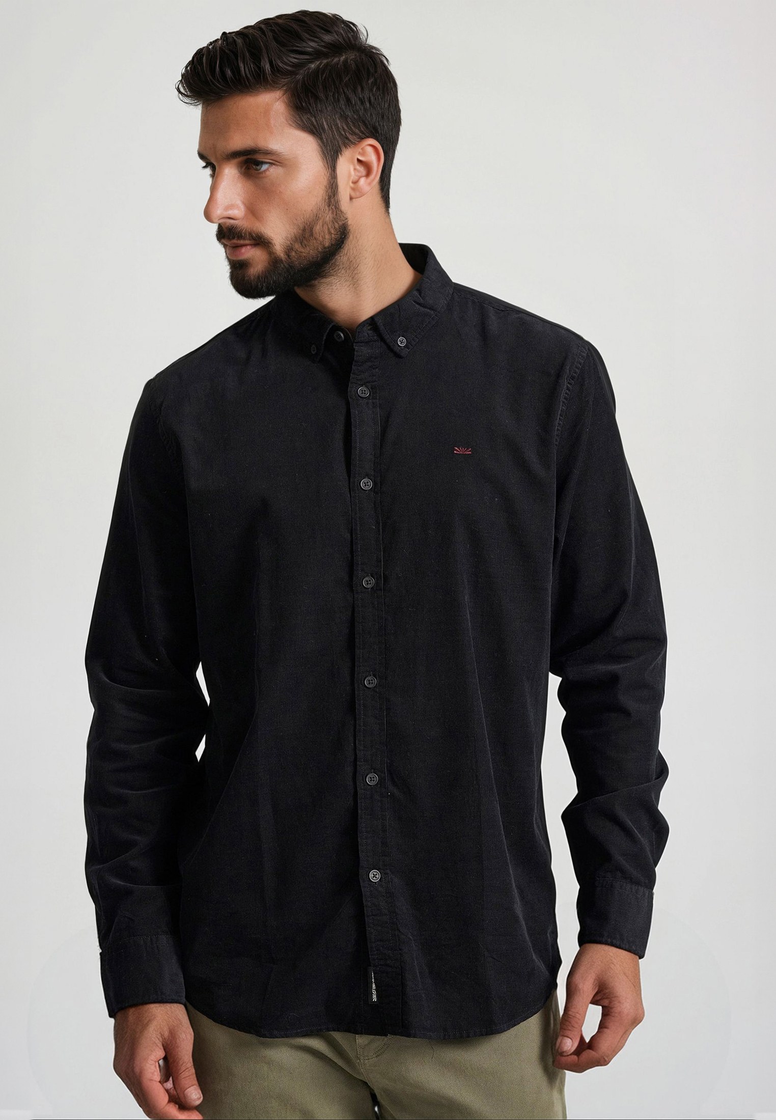 Κοτλέ πουκάμισο με κεντημένο logo