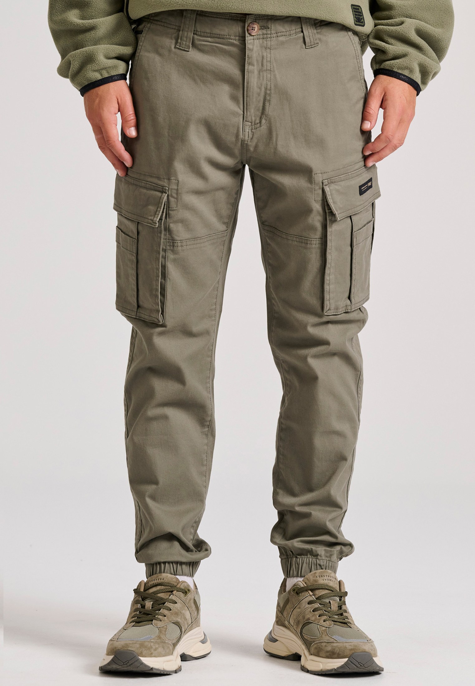 Ανδρικό comfort cargo παντελόνι με cuffed τελείωμα