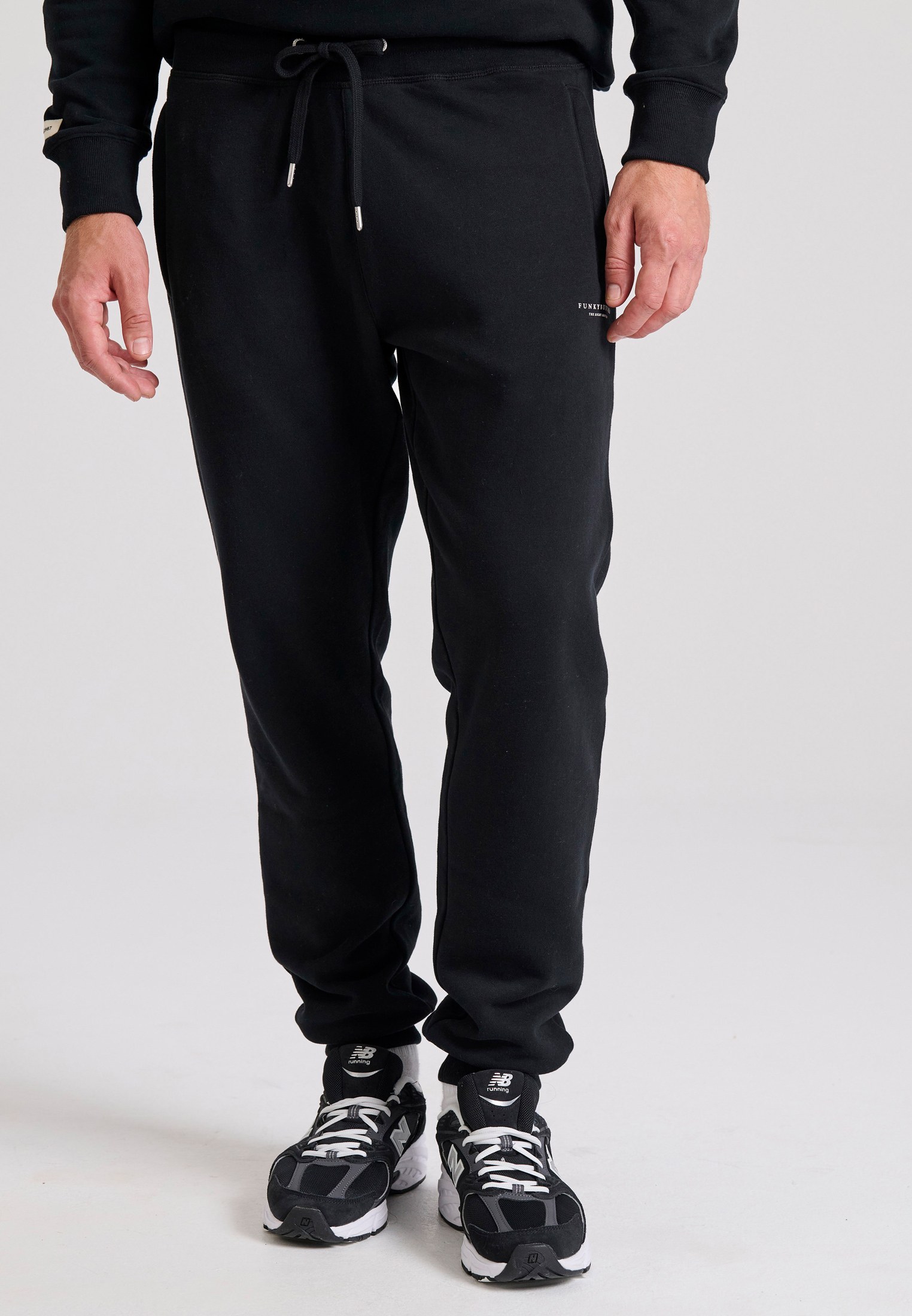Ανδρικό παντελόνι φόρμας - The essentials