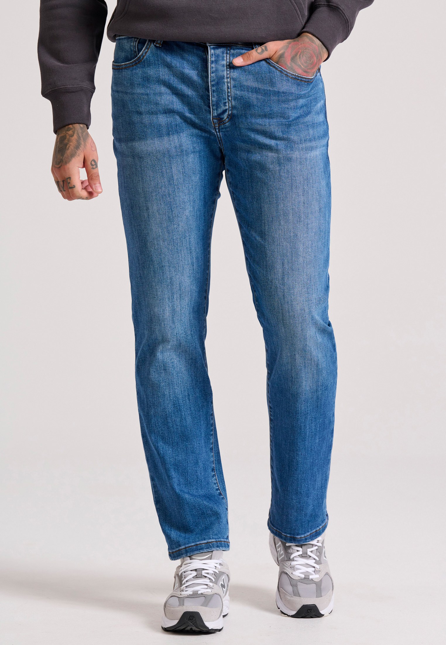 Straight fit τζιν παντελόνι με washed effects