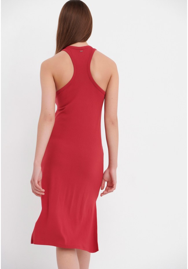 Maxi dress with side slit