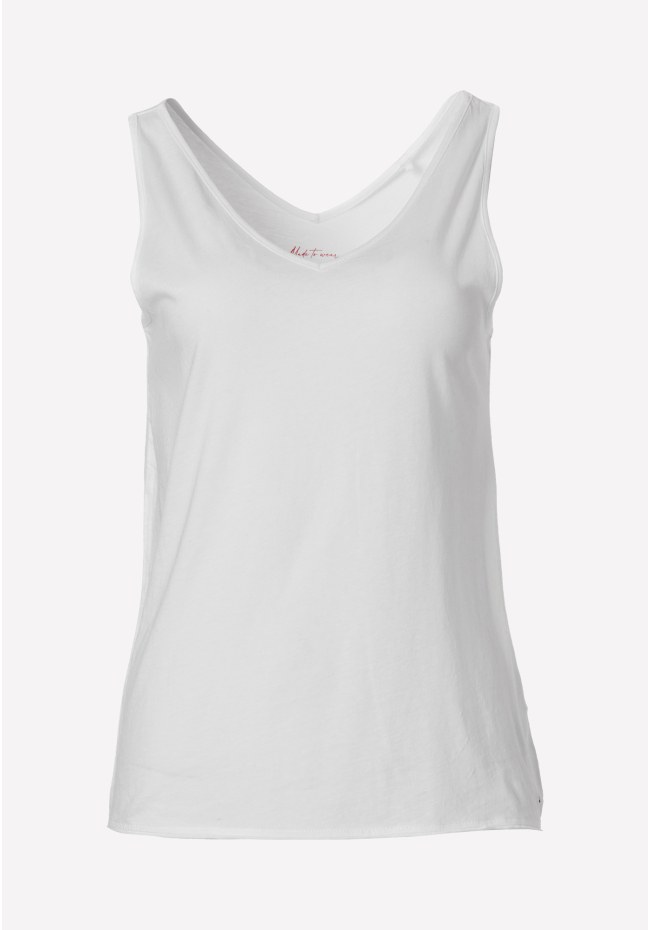 Sleeveless V-neck t-shirt