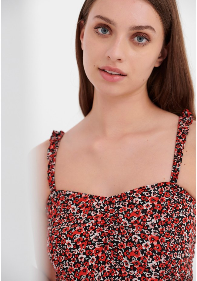 Εμπριμέ cropped top με φλοράλ τύπωμα