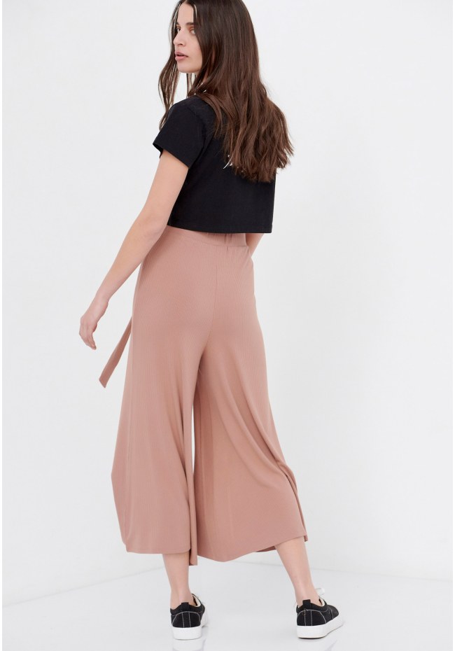 Wide leg παντελόνα από βισκόζη