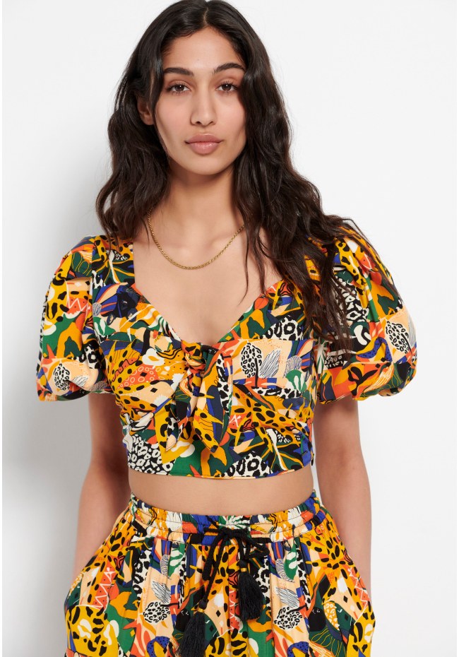 All over printed cropped top