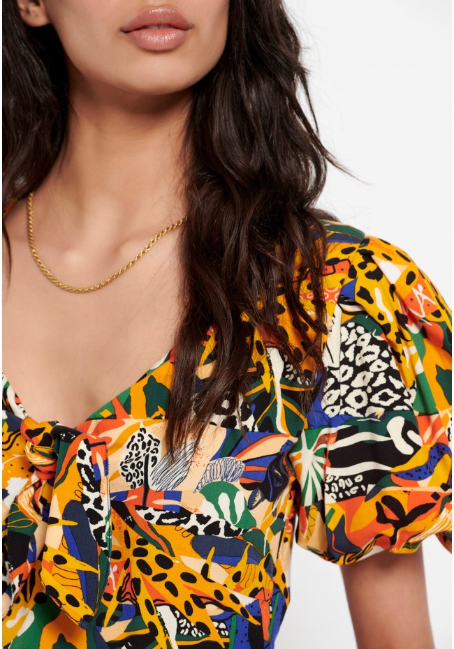 All over printed cropped top