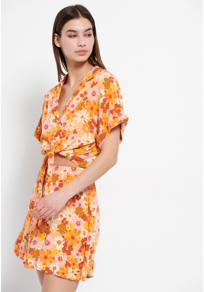 Εμπριμέ σορτς με φλοράλ τύπωμα