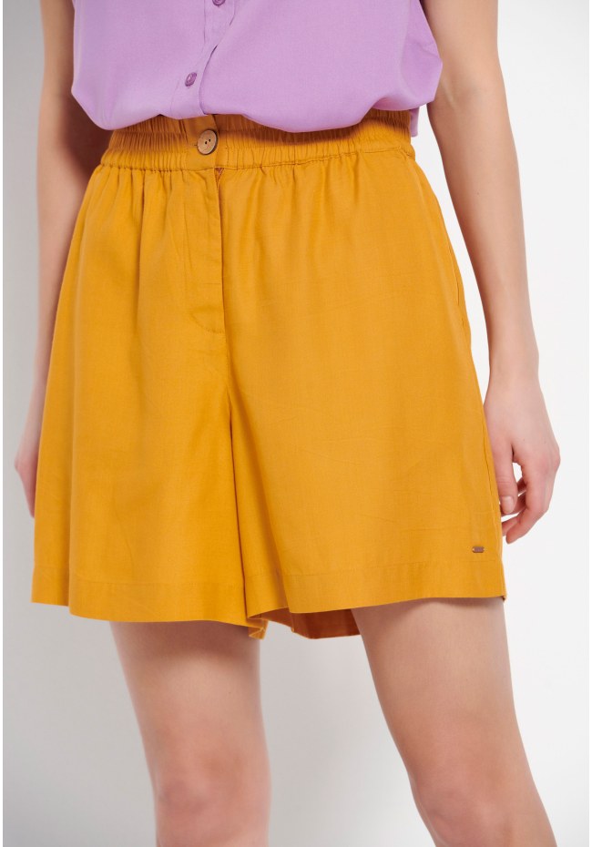 Γυναικείο σορτς από lyocell με ελαστική μέση