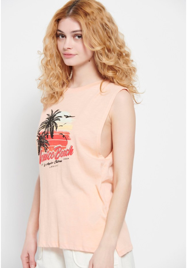 Sleeveless crew neck t-shirt with print