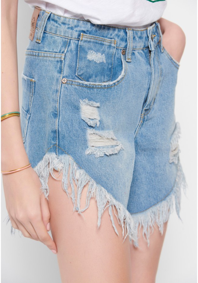 Γυναικείο τζιν σορτς με φθορές
