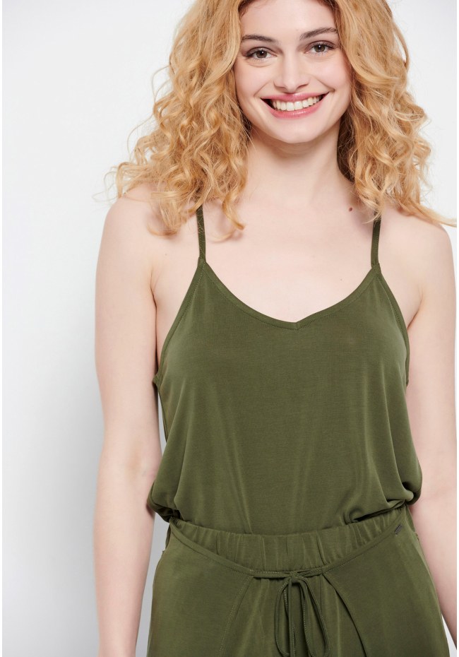Spaghetti strap plain top