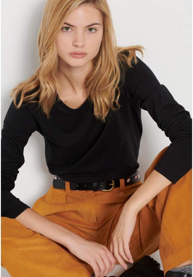 Crew neck long sleeve t-shirt