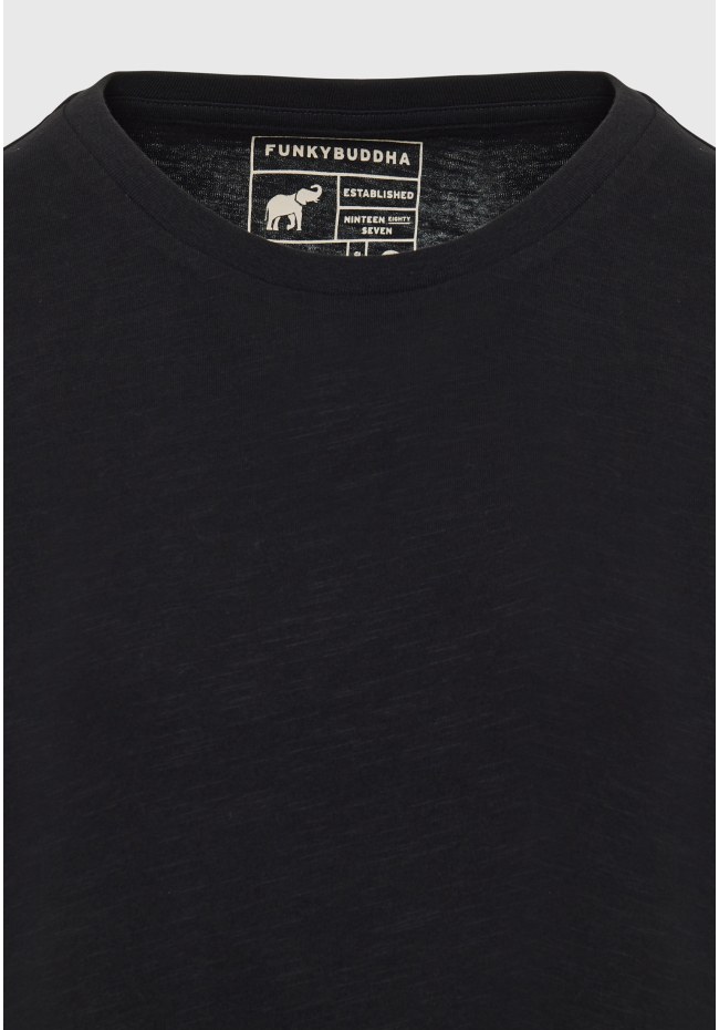 Crew neck long sleeve t-shirt