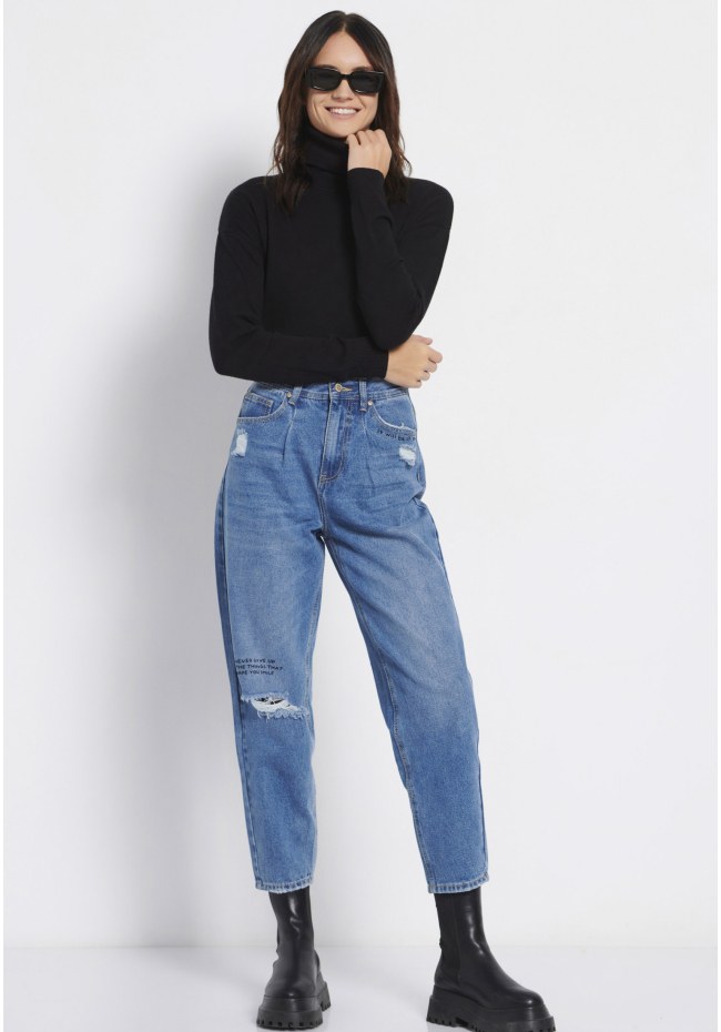 Essential turtle neck sweater