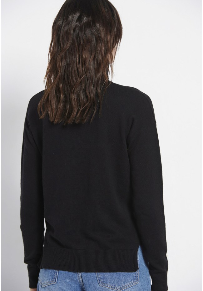 Essential turtle neck sweater