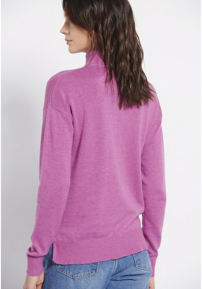 Essential turtle neck sweater