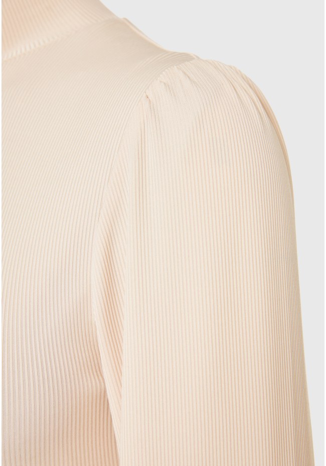 Turtle neck rib knitted long sleeve top