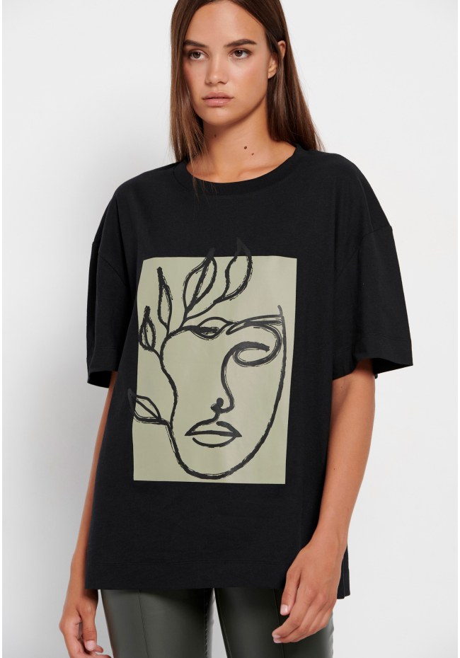 Oversized crew neck printed t-shirt