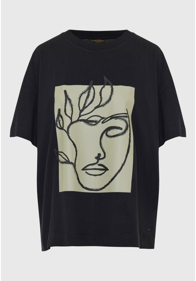 Oversized crew neck printed t-shirt