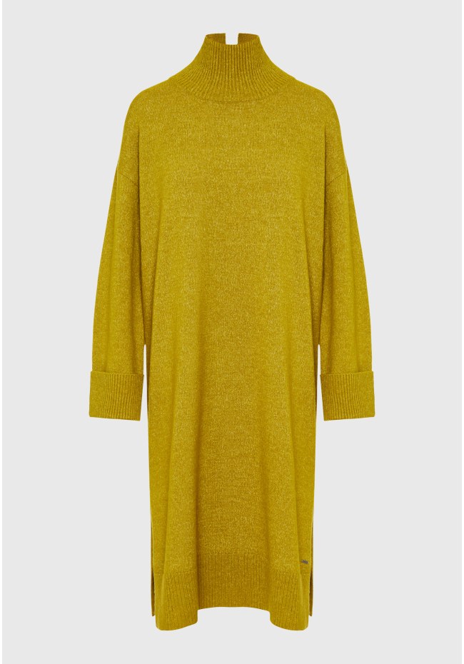 Midi knitted dress with side slits
