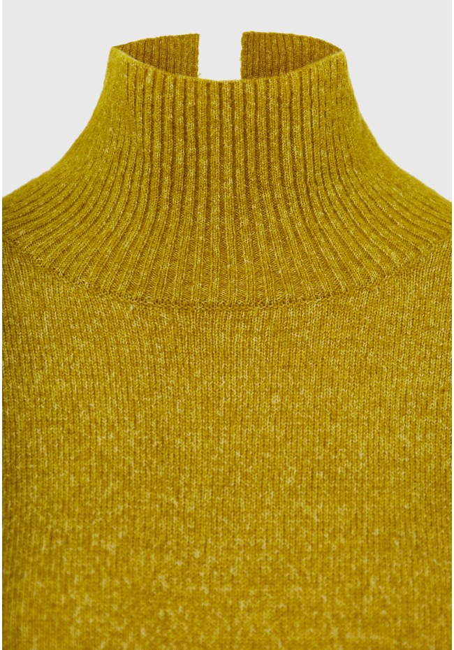 Midi knitted dress with side slits