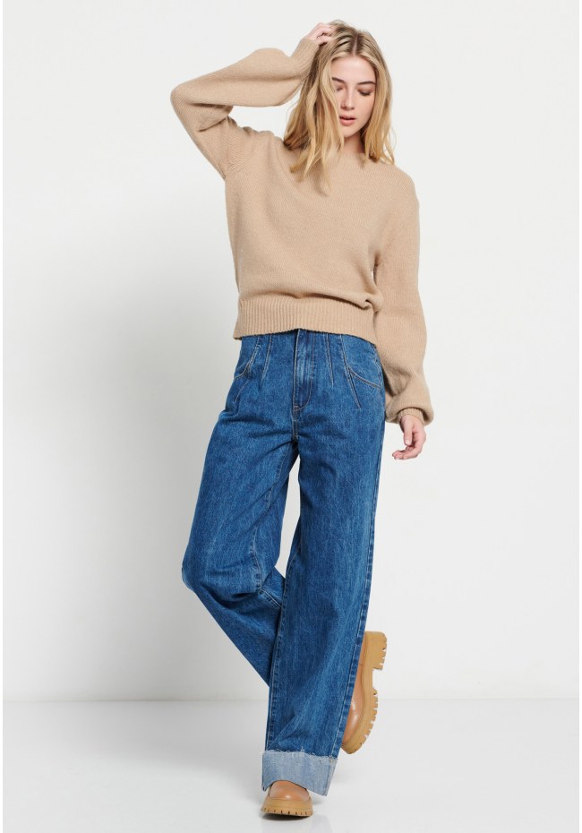 Crew neck sweater
