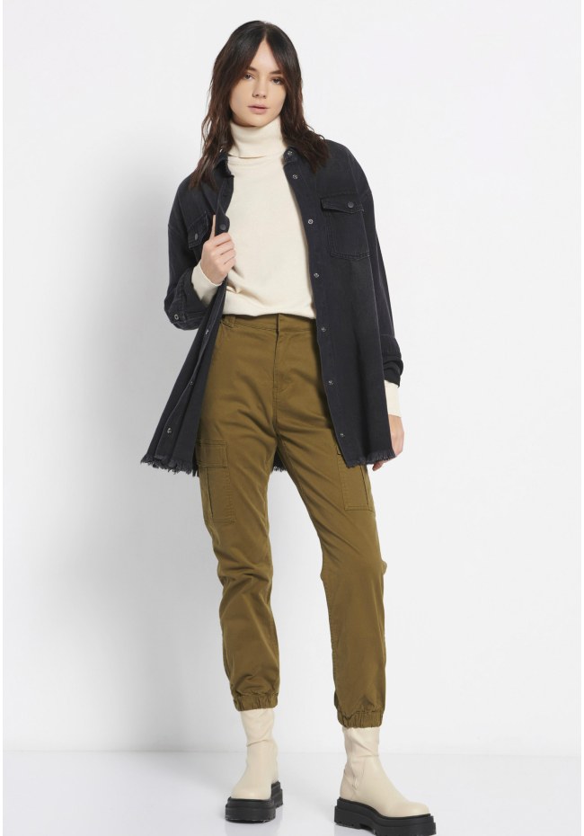 Women's cargo pants