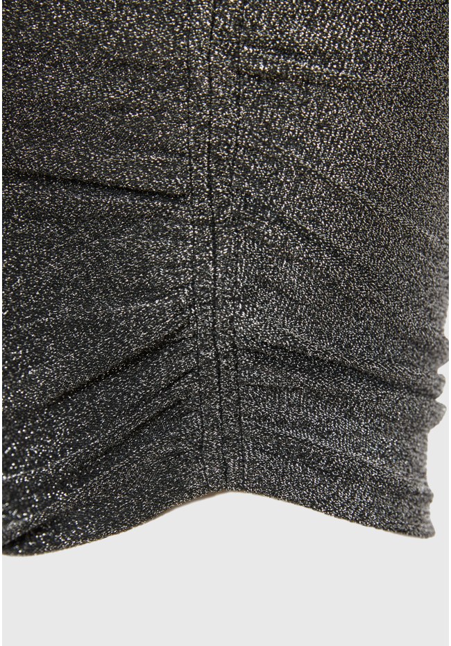 Cropped top with metallic thread and pads
