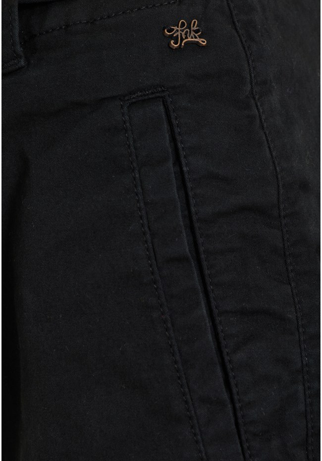 Γυναικείο σορτς με δέσιμο στη μέση