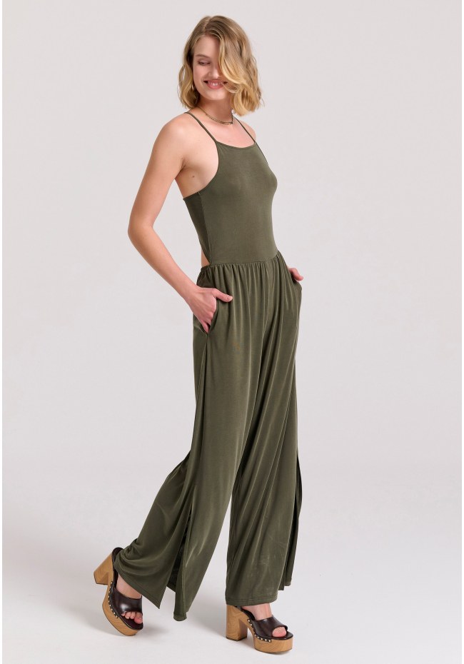 Wide leg fit ολόσωμη φόρμα με πλαϊνά ανοίγματα
