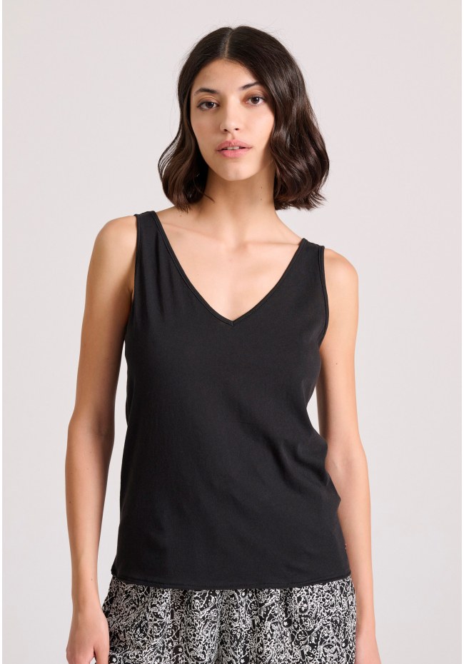 Women's tank top with raw cuts hem