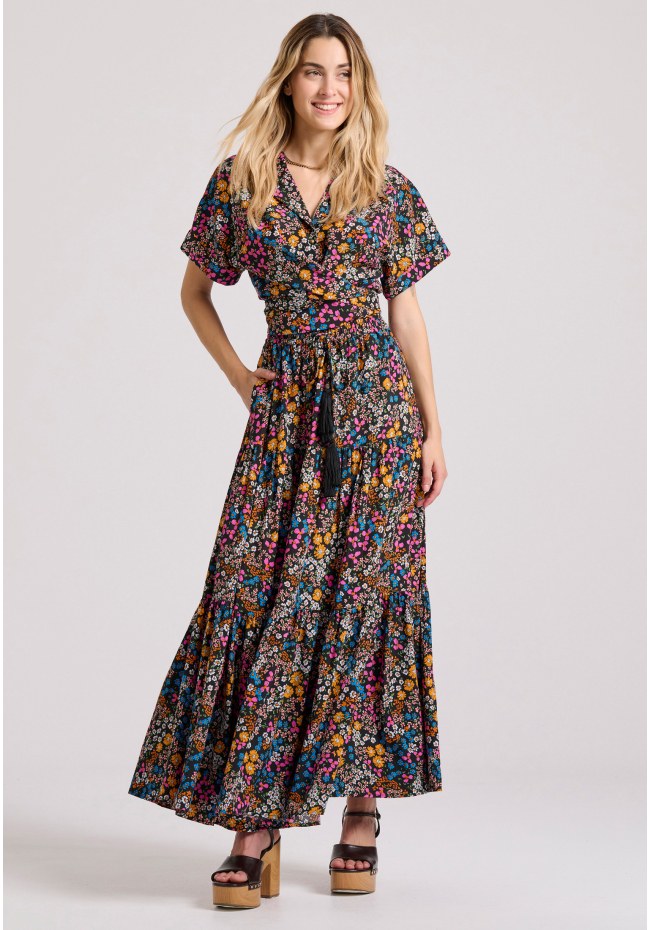 Maxi all over printed loose fit skirt with ruffles
