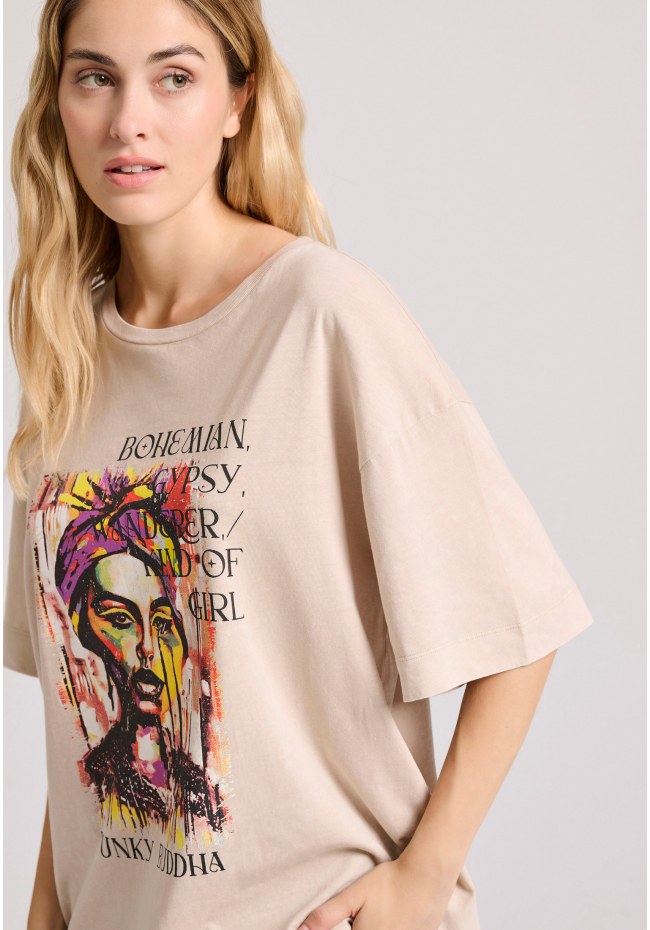 Loose fit t-shirt with bohemian print