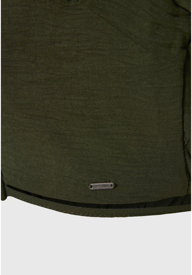 Cropped top με cut out λεπτομέρειες