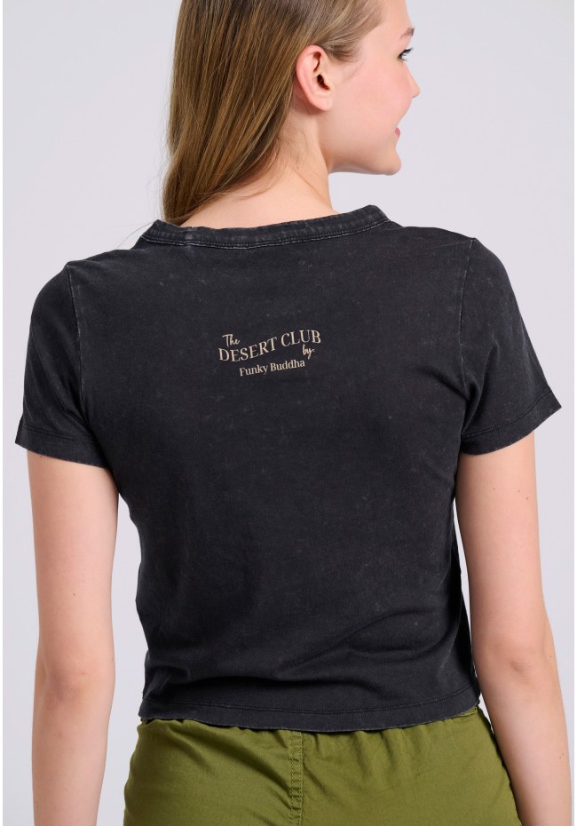 Garment dyed t-shirt with desert print