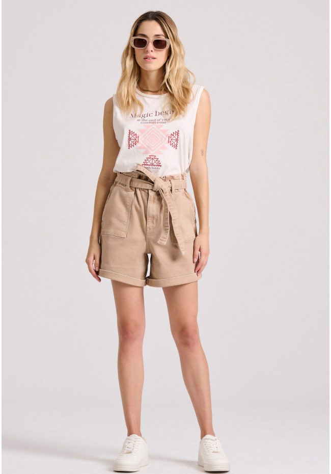 Women's t-shirt with bohemian print and raw cuts