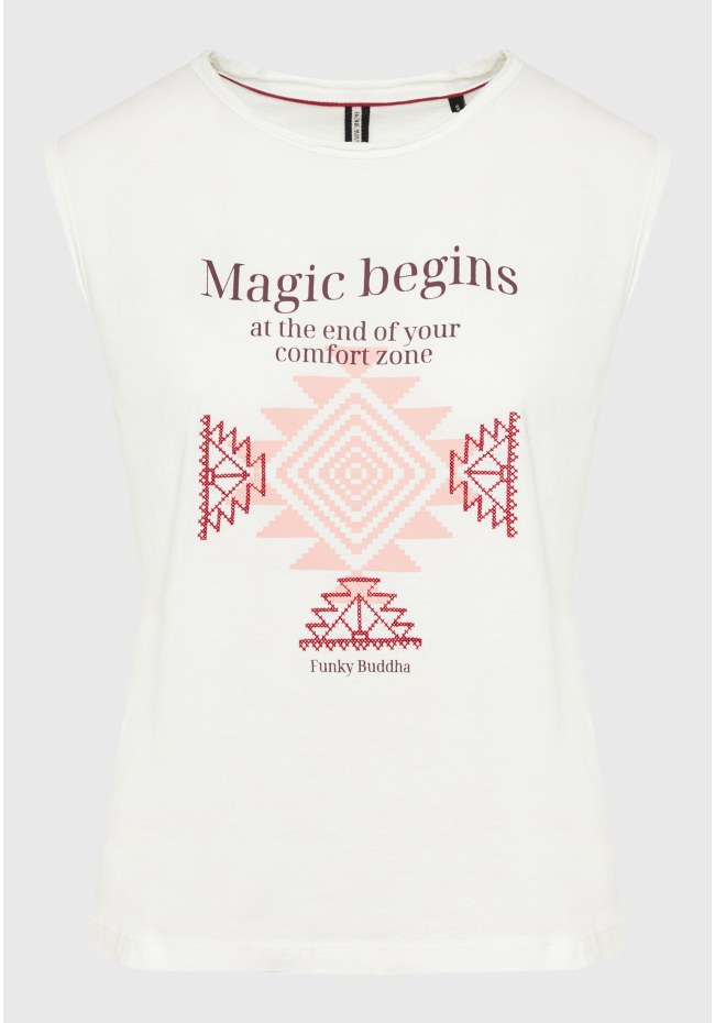 Women's t-shirt with bohemian print and raw cuts