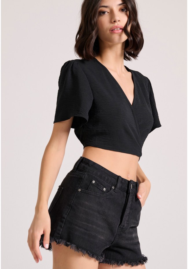Women's cutoff denim shorts with whisker details